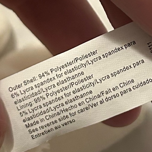 ISOTONER NWT Ivory Stretch Fleece Gloves O/S - Picture 5 of 7